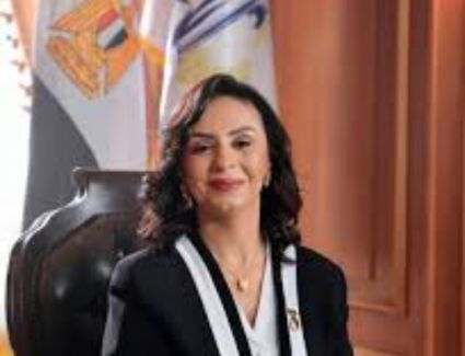 " المرأة في مجال الاعمال.. دعم رائدات الأعمال في مصر "