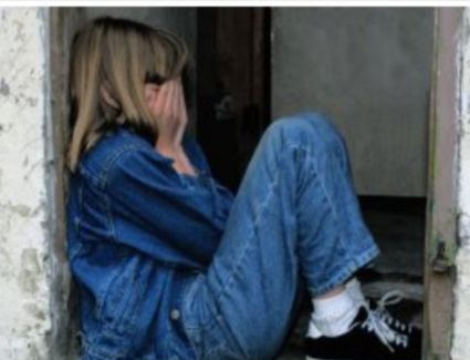 سلوك الطفل يكون مؤشرا واضحا لتعرضه للتحرش