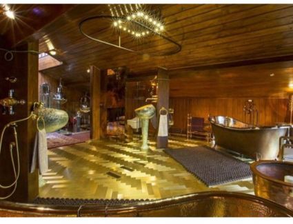 حمّامّات من الذهب تصل تكلفتها ملايين الدولارات 