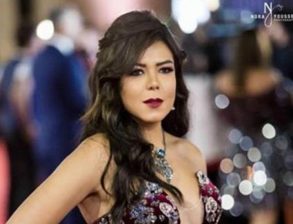 ناهد السباعي " لا يوجد واسطة للقلوب الجمهور "