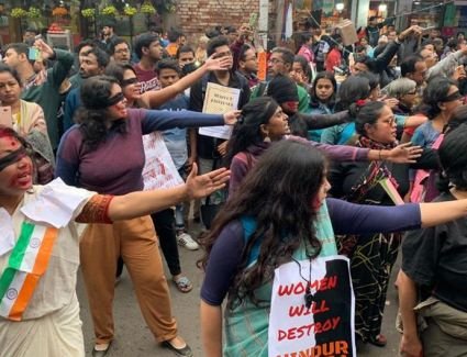 الشرطة الهندية تحقق في واقعة إغتصاب جماعي لفتاة على مدار تسعة أشهر