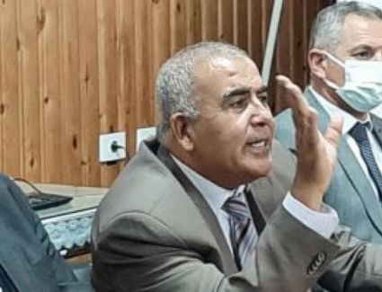 الاستعداد للعام الدراسي الجديد في دمياط والبحث في العجز والزيادة للمواد "