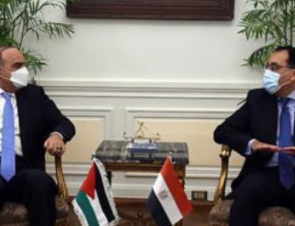 هيئة المجتمعات العمرانية تتسلم جائزة أفضل جهة تنفذ مشروعات التنمية المستدامة 