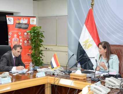 وزيرة التخطيط والتنمية الاقتصادية تناقش أوجه التعاون المشترك مع نائب رئيس البنك الأوروبى لإعادة الإعمار والتنمية