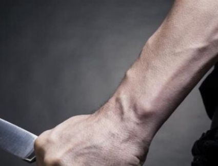 تفاصيل طعن عروس من قبل مجهول بعد زواجها ب ٣ أيام 