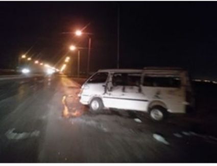 إصابة ٨ أشخاص إثر حادث إنقلاب ميكروباص بمحور كورنيش النيل اتجاه حلوان