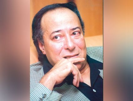 عمدة الدراما المصرية يحتفل بعيد ميلاده ال78