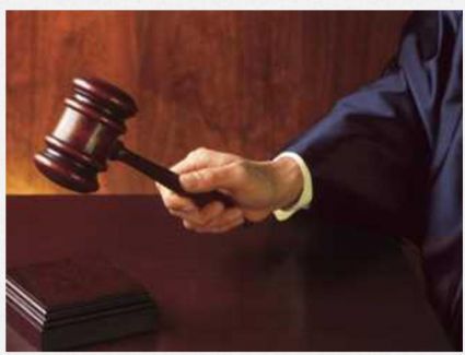 تأجيل محاكمة متهم يقتل ابنتة و يقطعها بمنشار