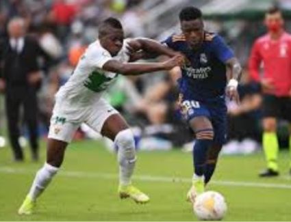 ريال مدريد يتصدر الدوري الإسباني 