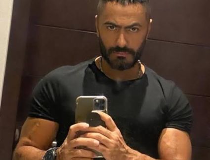 تامر حسني يحضر لفيلمين من تأليفه 