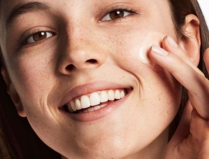 طريقة علاج إسمرار البشرة