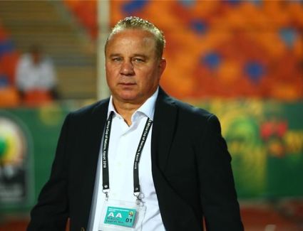 شوقي غريب يستغل فترة التوقف لإطلاق أول معسكر للمنتخب الأوليمبي