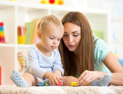 أربعة أخطاء يجب تجنبها عند تربية أطفالك.. تعرفي عليهم