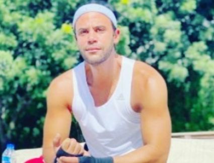 محمد إمام يبدأ تصوير أحدث أفلامه " عمهم"