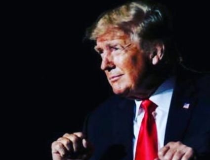 ترامب وجو بايدن يلمحان ترشحهما للإنتخابات 2024