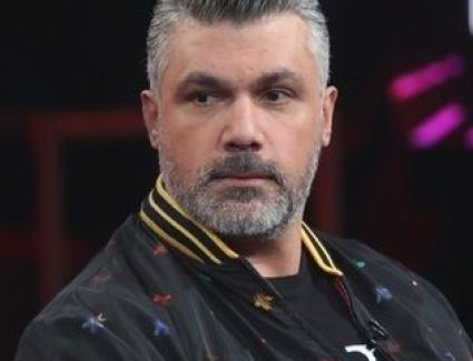 اللبناني فارس كرم يعتذار عن جميع ارتباطاته الفنية فالفترة المقبلة.. اعرف السبب