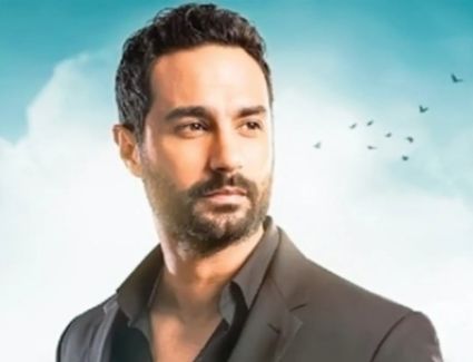 كريم فهمي في النصف الثاني من رمضان القادم