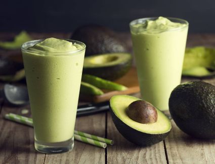 لك أبرز الفوائد الصحية لعصير الأفوكادو