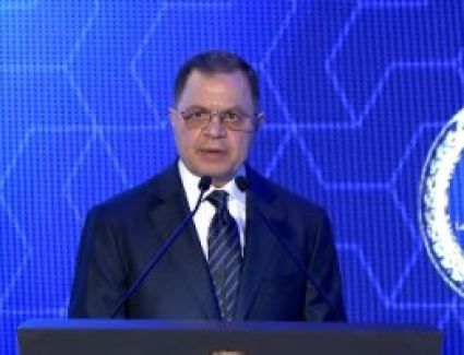 التصدي للجرائم الإلكترونية وإساءة استخدام التكنولوجيا الحديثة