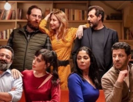 حقيقة شطب الفنانة منى زكي من نقابة المهن التمثيلية