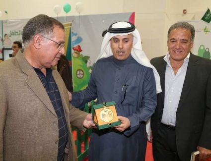 نائب الأمين العام لمركز الملك عبد العزيز للحوار الوطني المملكة رائدة في ميادين الحوار والتعايش مع الآخر في الجناح السعودي