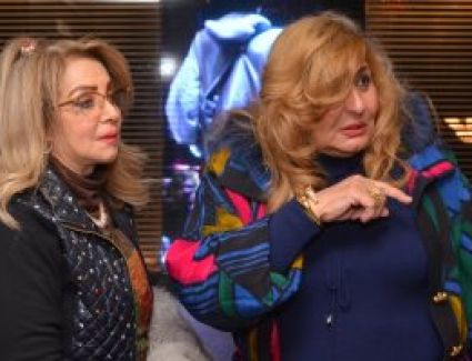    بصحبة سهير رمزى تظهر الفنانة شهيرة بدون حجاب