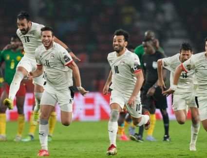 الفرعون المصري محمد صلاح ضد ماني في نهائي أمم أفريقيا 