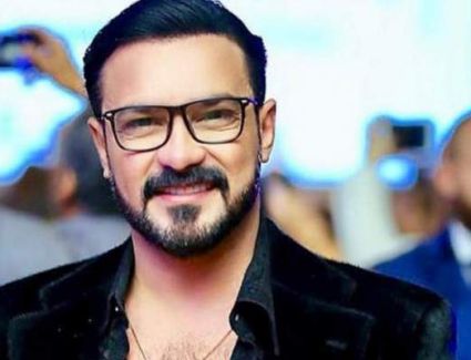 محمد رجت بطل إحدى حلقات مسلسل "محامي نفسه"