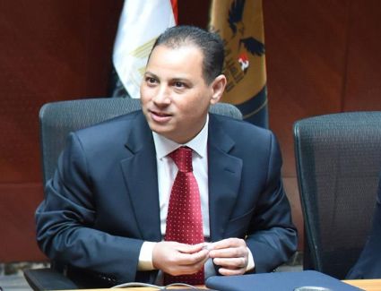 عمران يطلق أول برنامج تعليمى لمنح الدكتوراه فى الحوكمة والتمويل بمركز المديرين المصرى