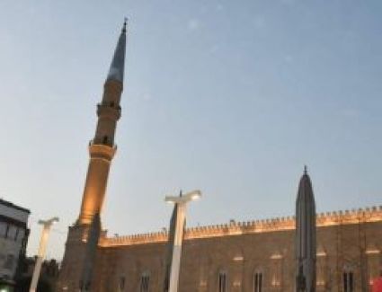 فتح مسجد الحسين بعد انتهاء ترميمه أمام المصلين لصلاة العشاء والتراويح اليوم