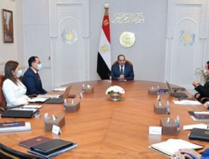 الرئيس السيسي يوجه بالإسراع فى خطوات إنشاء المخازن الاستراتيجية للتخزين الطبى