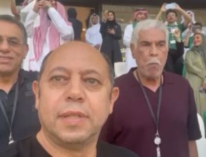 حسن شحاتة وجهاز الفراعنة الأسبق يؤازرون السعودية أمام بولند