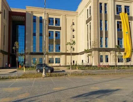 رئيس جامعة المنصورة الجديدة: سنسهم في نهضة التعليم بتكنولوجيا تعليمية حديثة