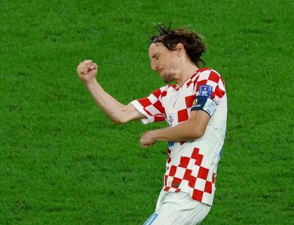 خروج راقصي «السامبا» يُشعل المونديال