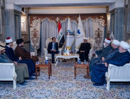 وفد حكماء المسلمين يختتم زيارةً للعراق شَمِلَت لقاءات مع مسؤولين وقادة دينيين