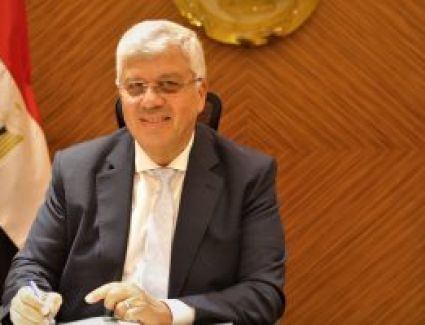 ما موقف المصريين الدارسين بجامعة غير معتمدة فى السودان وأوكرانيا وروسيا؟