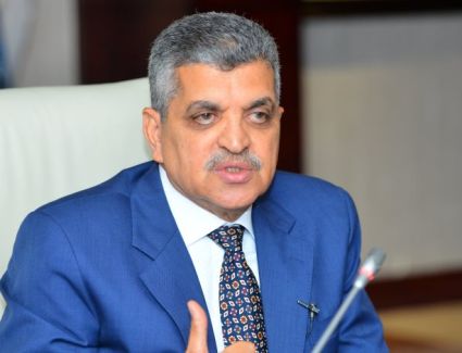 الفريق أسامة ربيع: إضافة 28 قاطرة جديدة لأسطول قناة السويس