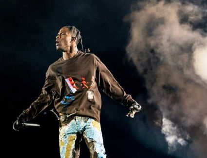 ترافيس سكوت يثير الجدل من جديد حول إقامة حفله بمصر.. و«الموسيقيين» تحسم الأمر