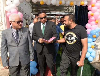  كتب محمد عمار/محافظ الدقهلية يفتتح حمام سباحة وملعب مركز شباب دماص ومدرسة للغات بميت غمر