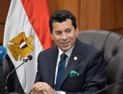 وزير الرياضة يهنئ الأهلي ببرونزية كأس العالم للأندية