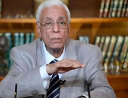 هل يمكن تشخيص مرض السكر بتحليل البول؟.. الدكتور حسام موافي يرد