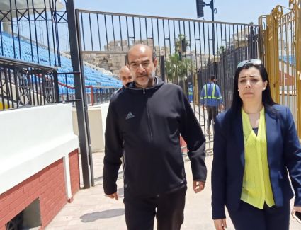 جهاد عامر: تزور إستاد الإسكندرية للتعرف على تصور توزيع الشباب المتطوعين بالإستاد