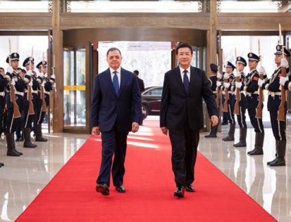 وزير الداخلية يُوقع بروتوكول تعاون أمني مع نظيره الصيني خلال زيارته الرسمية للصين