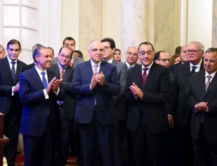 وزير الخارجية يستعرض جهود الدبلوماسية المصرية في ستة عقود في خدمة السلام والتنمية