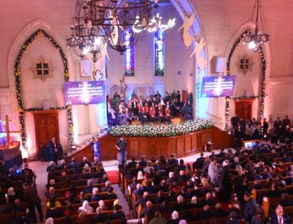 رئيس الطائفة الإنجيلية يوجه الشكر للرئيس السيسي لكلِّ ما يبذله للحفاظ على سلامة مصر