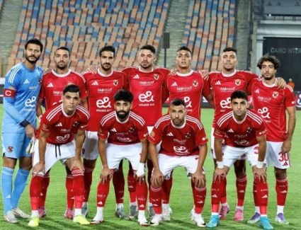 الأهلي يحسم مواجهة سيراميكا بثنائية ويتأهل إلى نهائي السوبر المصري